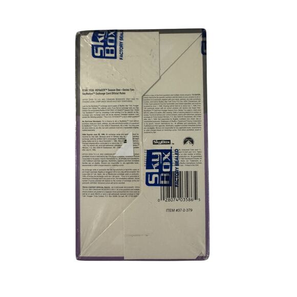 Star Trek Voyager Season One Series Two Collector Cards SkyBox New Sealed - Picture 2 of 3